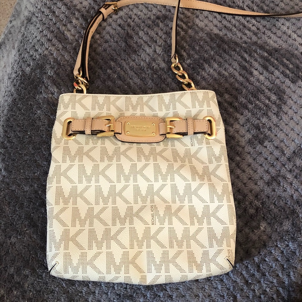 WHITE MICHAEL KORS LOGO CROSSBODY